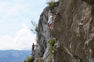 Zdjęcie do artykułu: Via ferrata – bezpieczna forma ekstremalnej wspinaczki?